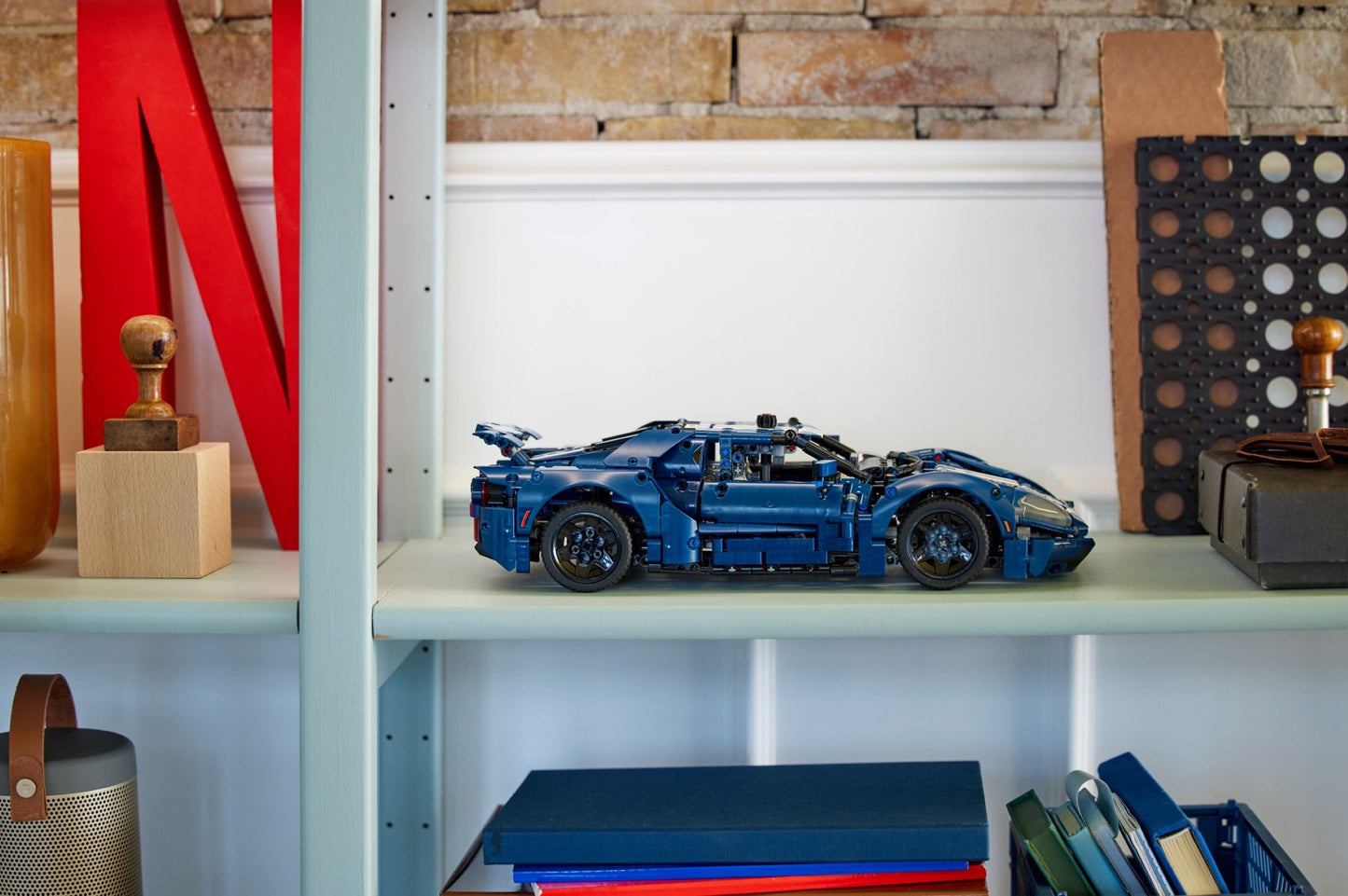 LEGO Technic Ford GT, 42154