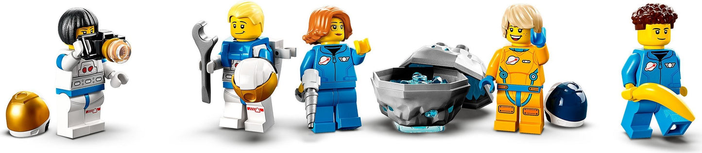 LEGO Lunar Space Station, 60349