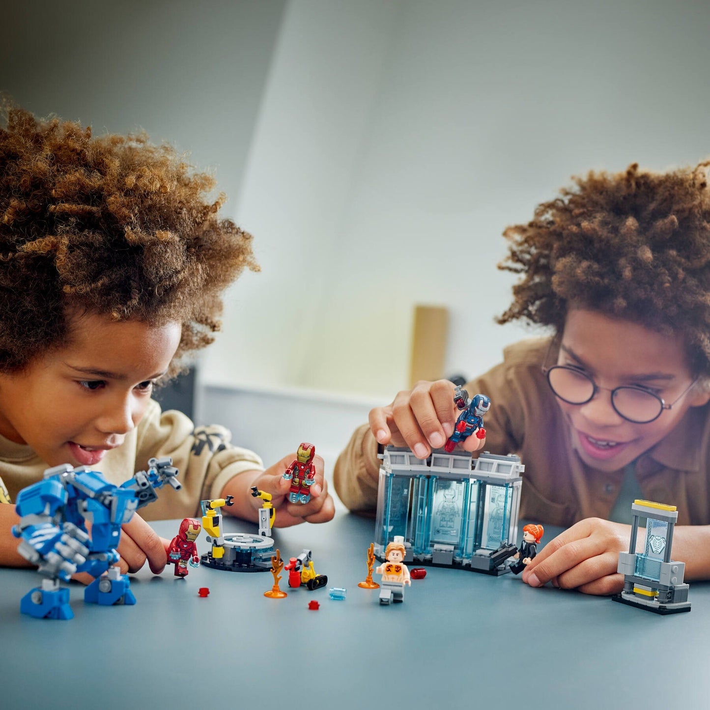 LEGO Iron Man's Laboratory, 76315