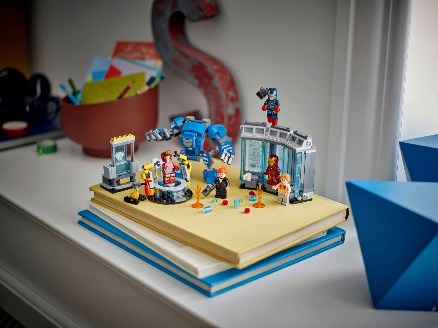 LEGO Iron Man's Laboratory, 76315