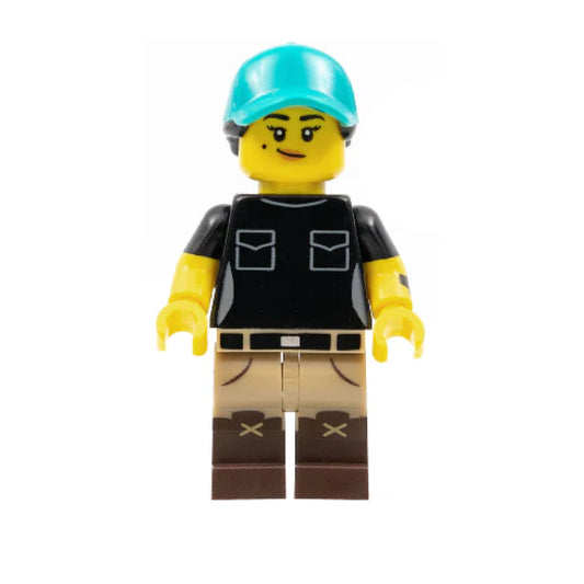 LEGO Series 22, Birdwatcher, COL394