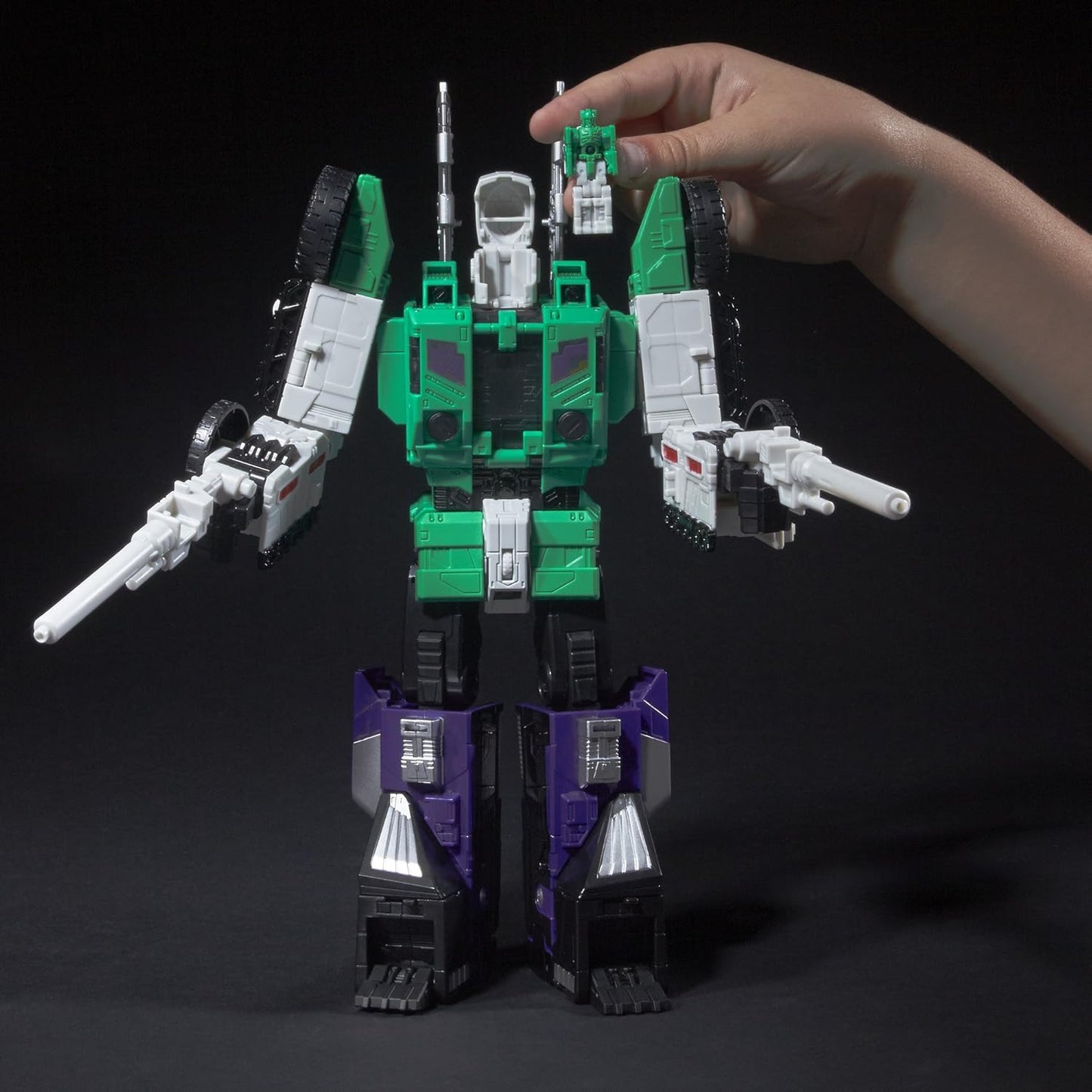 Transformers Generations, Titans Return Six Shot 7 Decepticon Revolver [Discontinued]